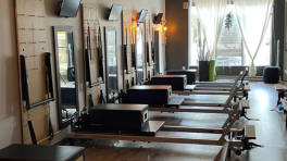 Cours de Pilates en groupe