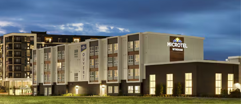 Microtel Inn & Suites Boisbriand